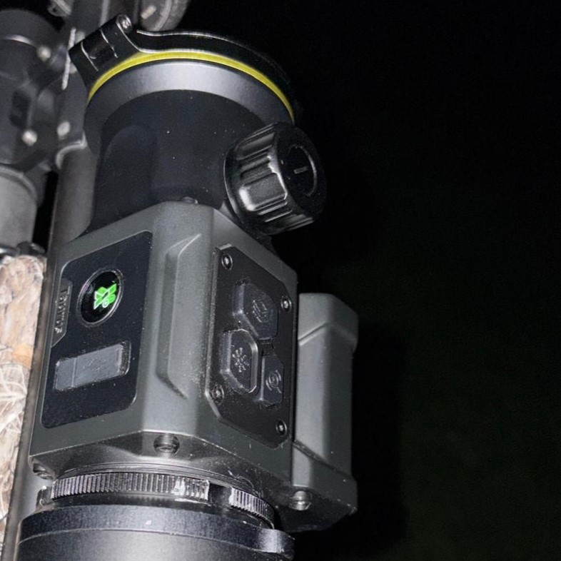 Pixfra Taurus T650 LRF Wärmebildvorsatz